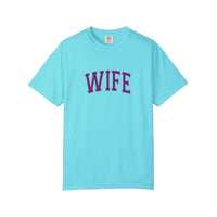 Comfort Colors® Wife Varsity Arch Tee — Lagoon Blue